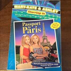 Mary-Kate & Ashley Passport to Paris DVD